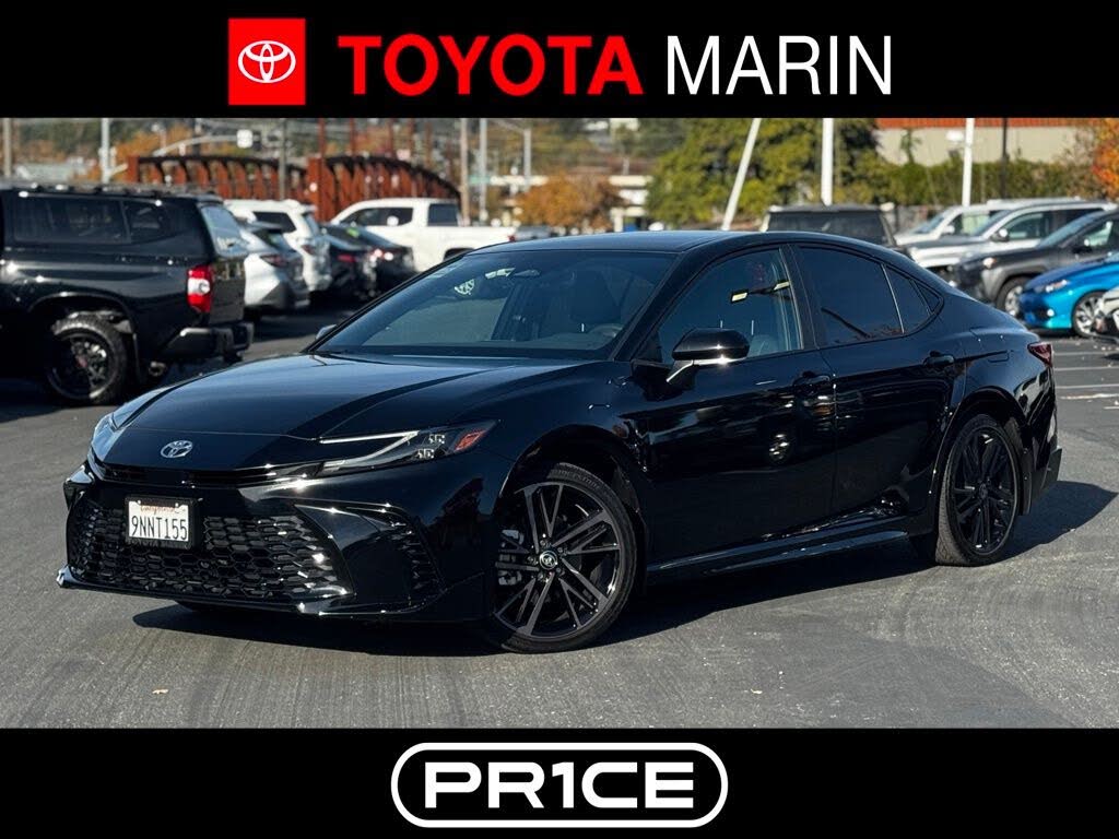 2025 Toyota Camry XSE FWD