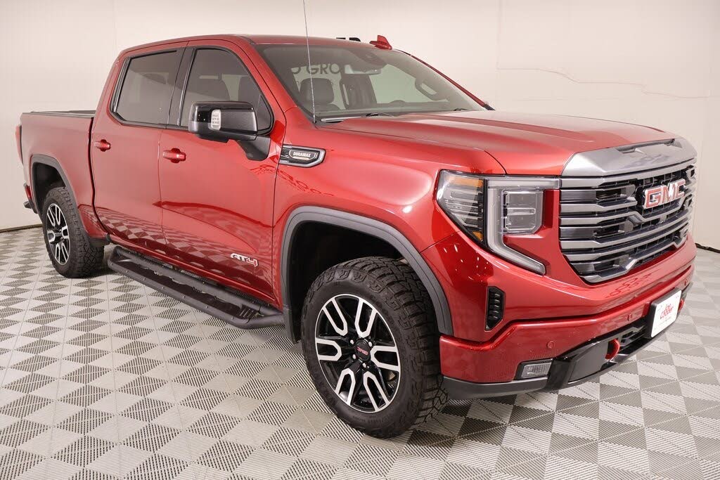 2023 GMC Sierra 1500 AT4 Crew Cab 4WD