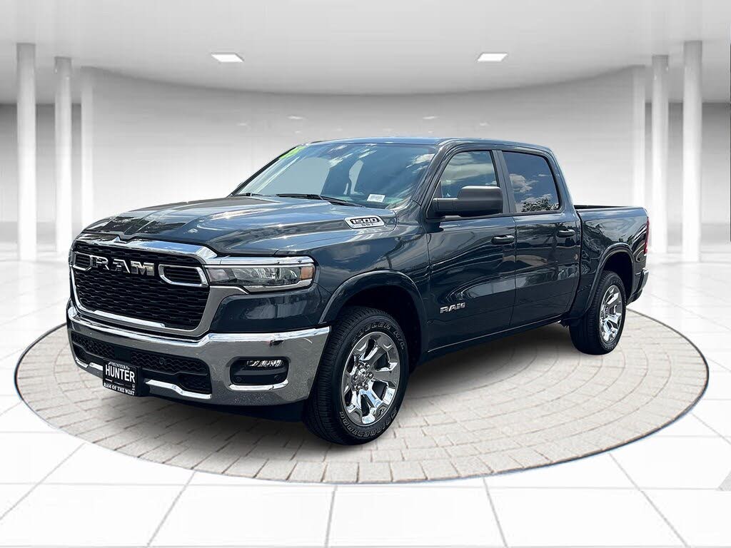 2025 RAM 1500 Big Horn Crew Cab RWD
