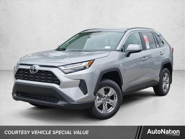 2025 Toyota RAV4 XLE FWD