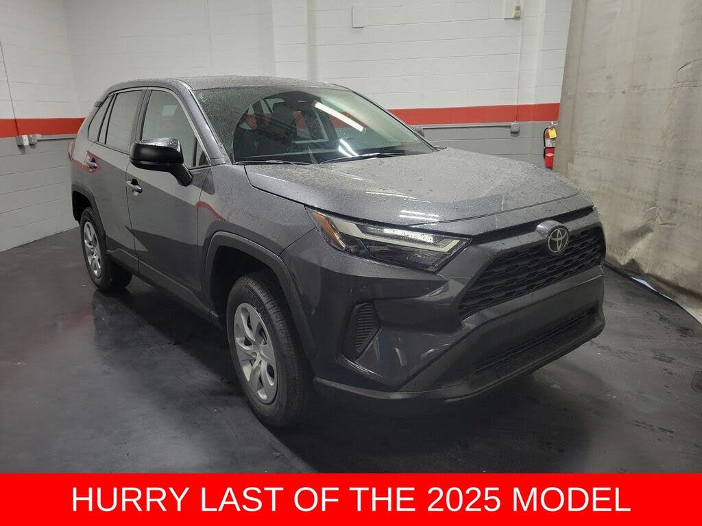 2025 Toyota RAV4 LE AWD