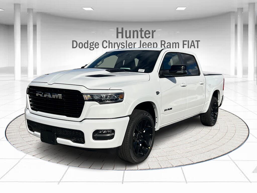 2026 RAM 1500 Laramie Crew Cab 4WD