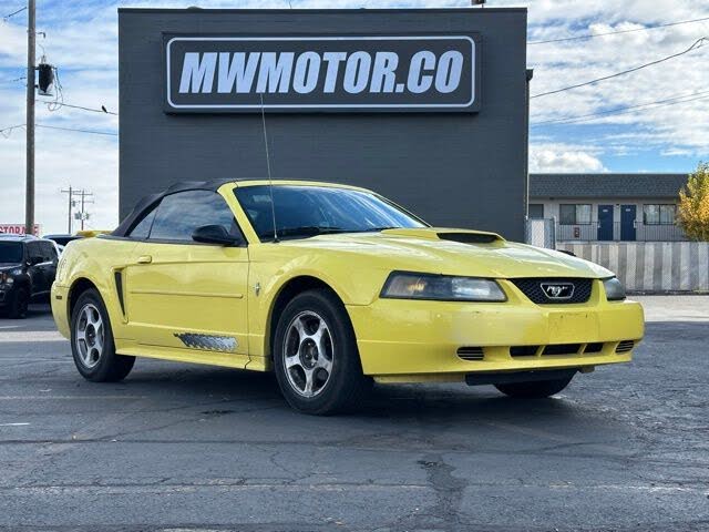 2003 Ford Mustang