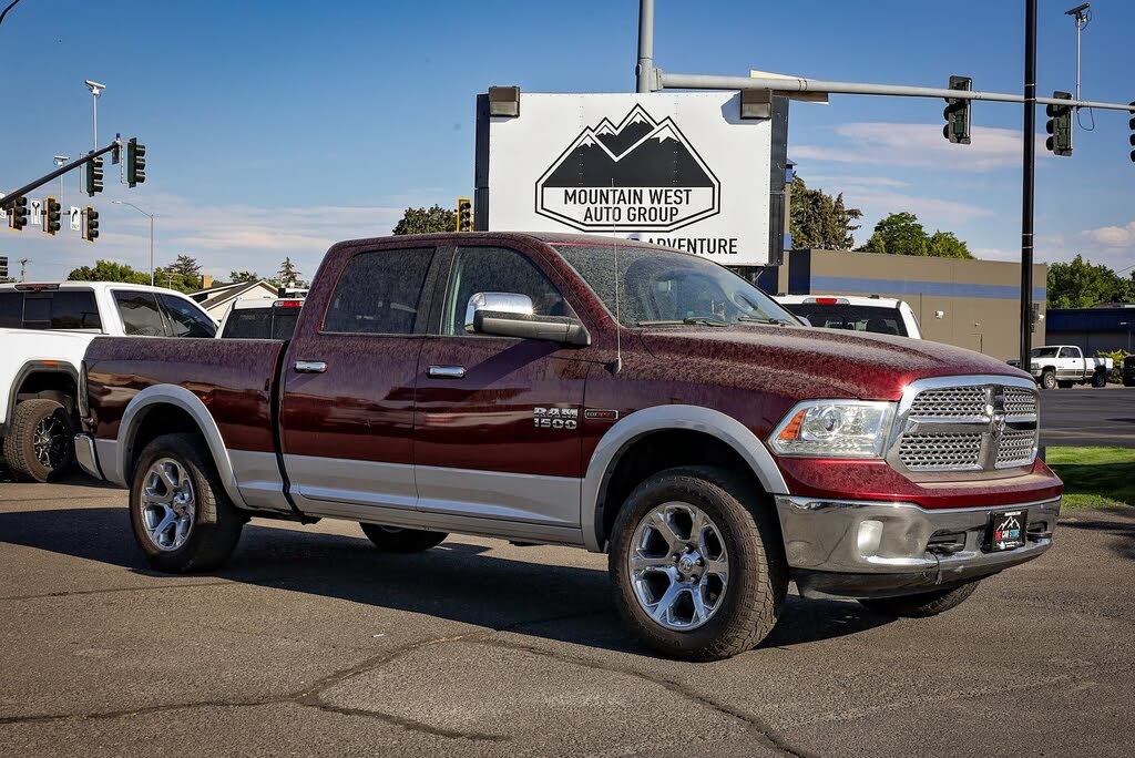 2016 RAM 1500 Laramie Crew Cab 4WD