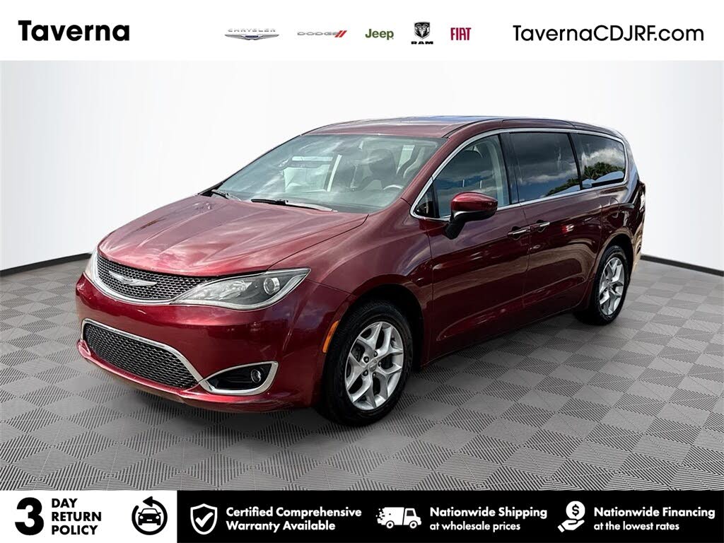 2017 Chrysler Pacifica Touring L FWD