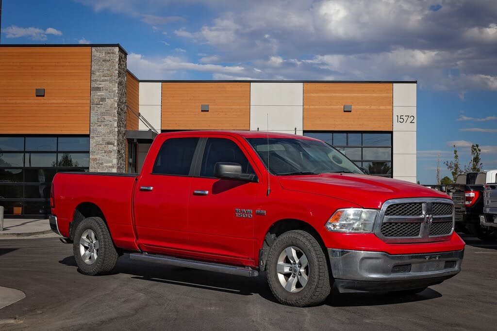 2017 RAM 1500 SLT Crew Cab 4WD