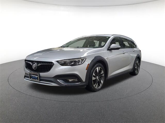 2018 Buick Regal TourX Essence AWD