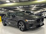 Volvo S60 B5 Core Dark Theme FWD