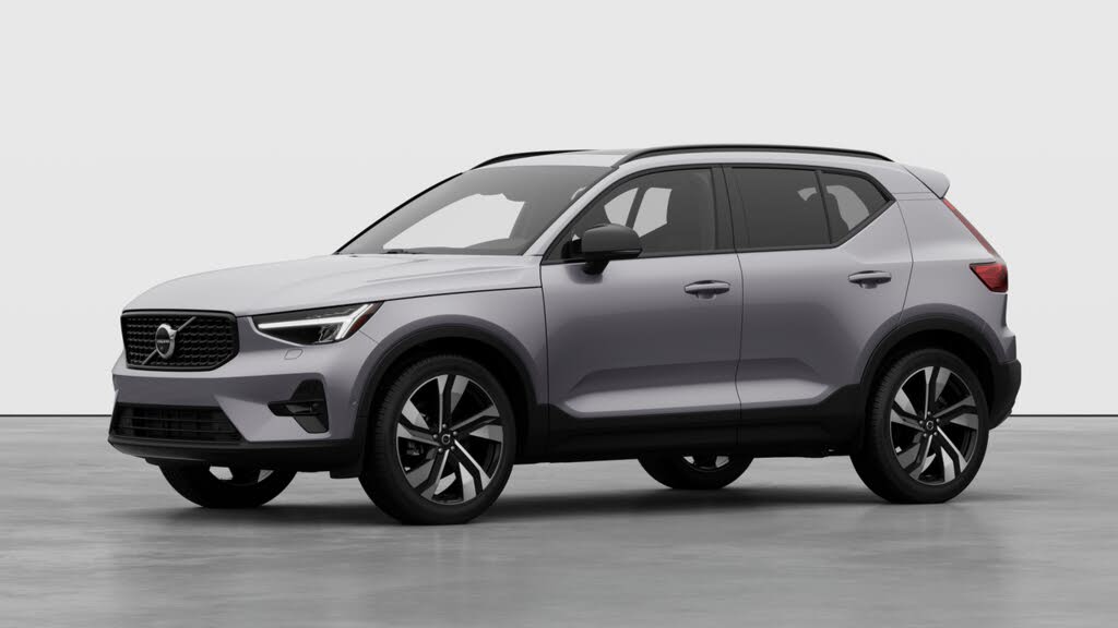 2026 Volvo XC40 B5 Plus AWD