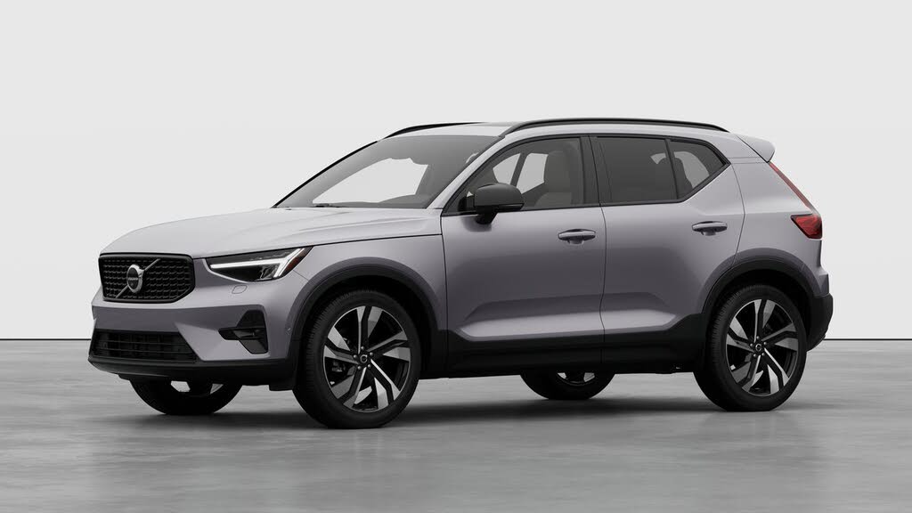 2026 Volvo XC40 B5 Plus AWD