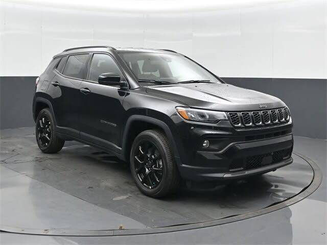 2026 Jeep Compass Latitude 4WD