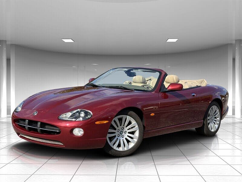 2005 Jaguar XK-Series XK8 Convertible RWD