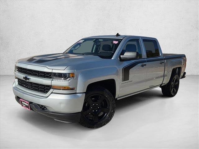2018 Chevrolet Silverado 1500 Custom Crew Cab 4WD