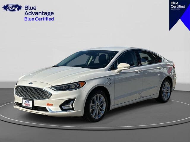 2019 Ford Fusion Energi Titanium FWD