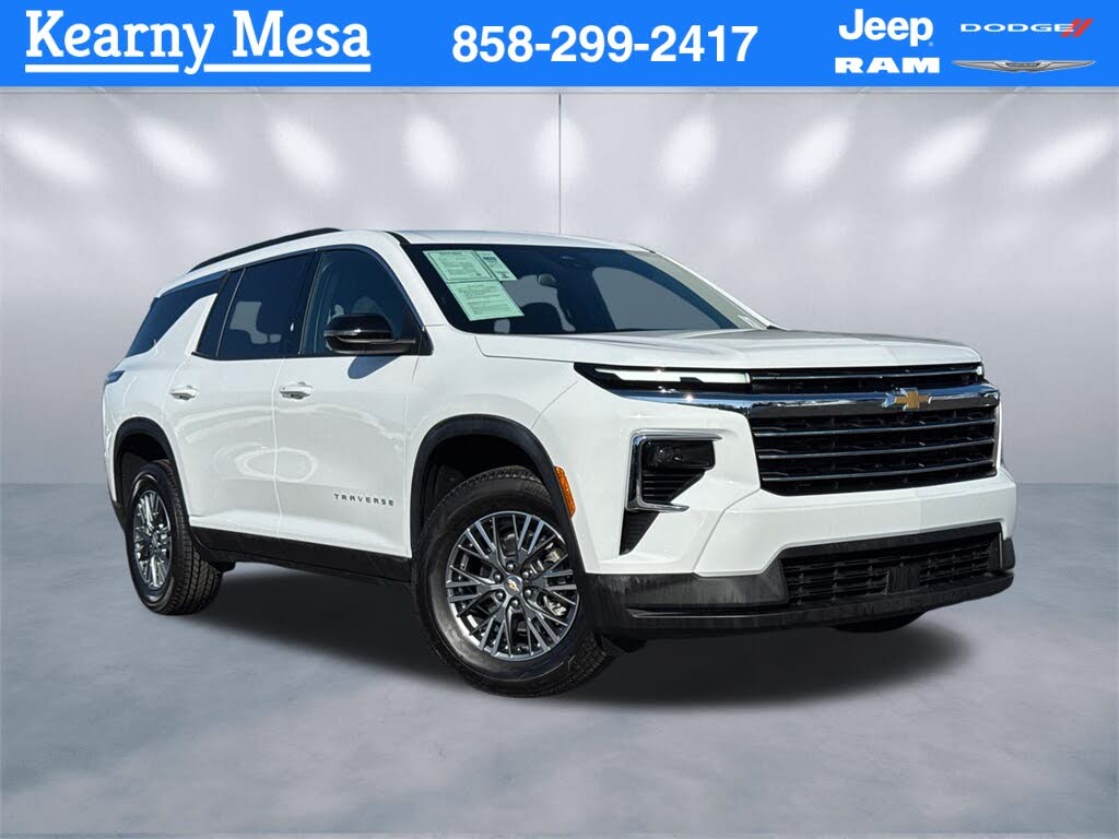 2025 Chevrolet Traverse LT FWD