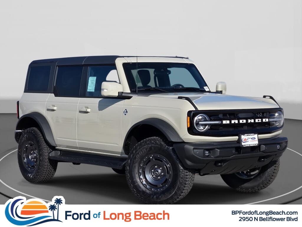 2025 Ford Bronco Outer Banks 4-Door 4WD