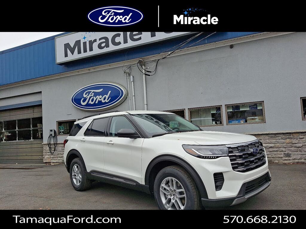 2025 Ford Explorer Active AWD