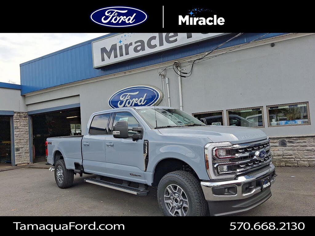 2026 Ford F-350 Super Duty Lariat Crew Cab 4WD