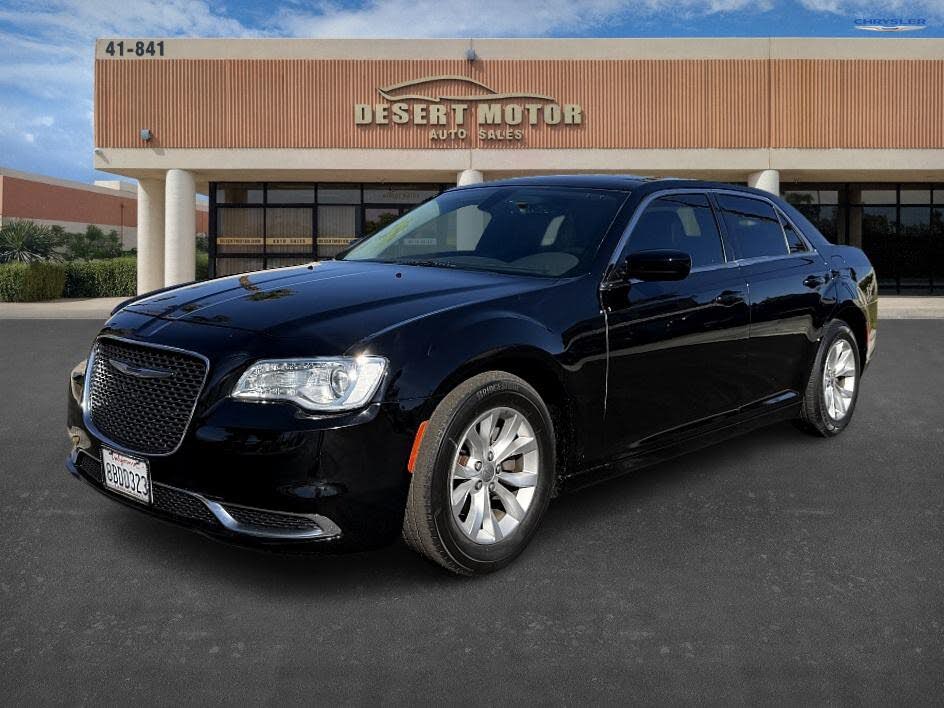 2015 Chrysler 300 Limited RWD