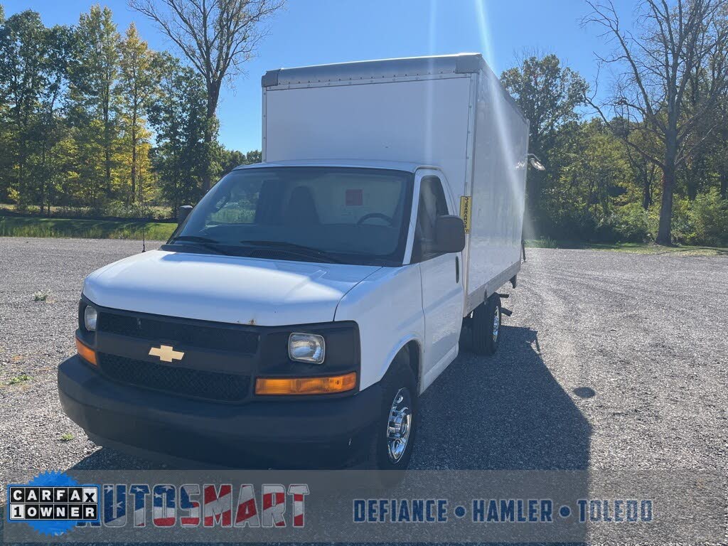 2017 Chevrolet Express Chassis 3500 139 Cutaway RWD