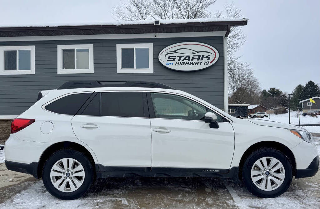 2017 Subaru Outback 2.5i Premium AWD