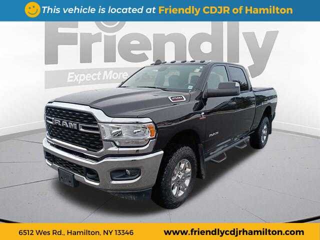 2022 RAM 2500 Big Horn Crew Cab 4WD