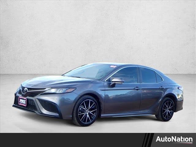 2022 Toyota Camry SE FWD