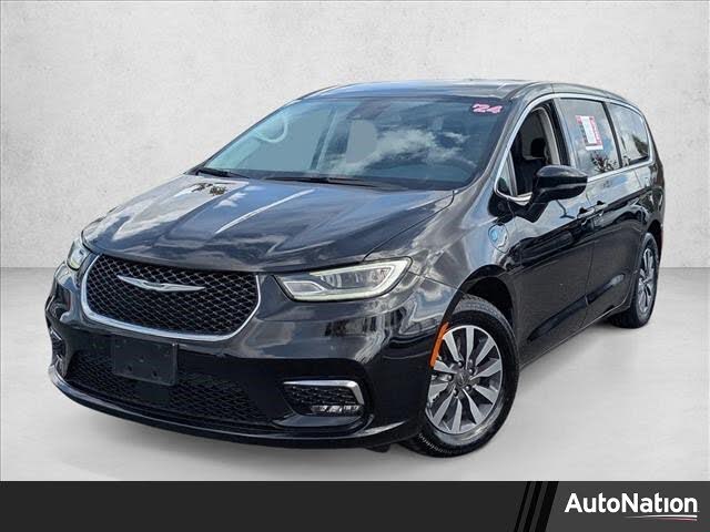 2024 Chrysler Pacifica Hybrid Select FWD