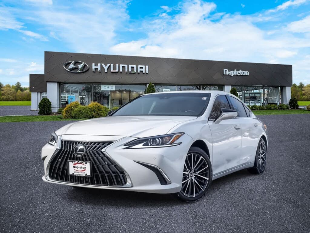 2024 Lexus ES Hybrid 300h FWD