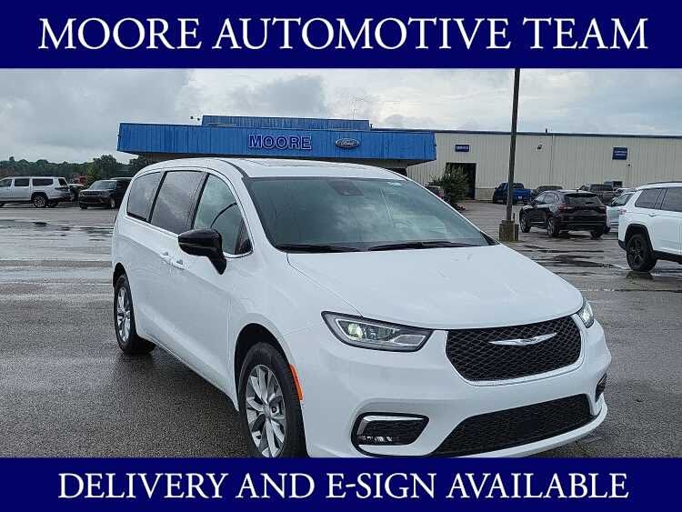 2025 Chrysler Pacifica Select AWD