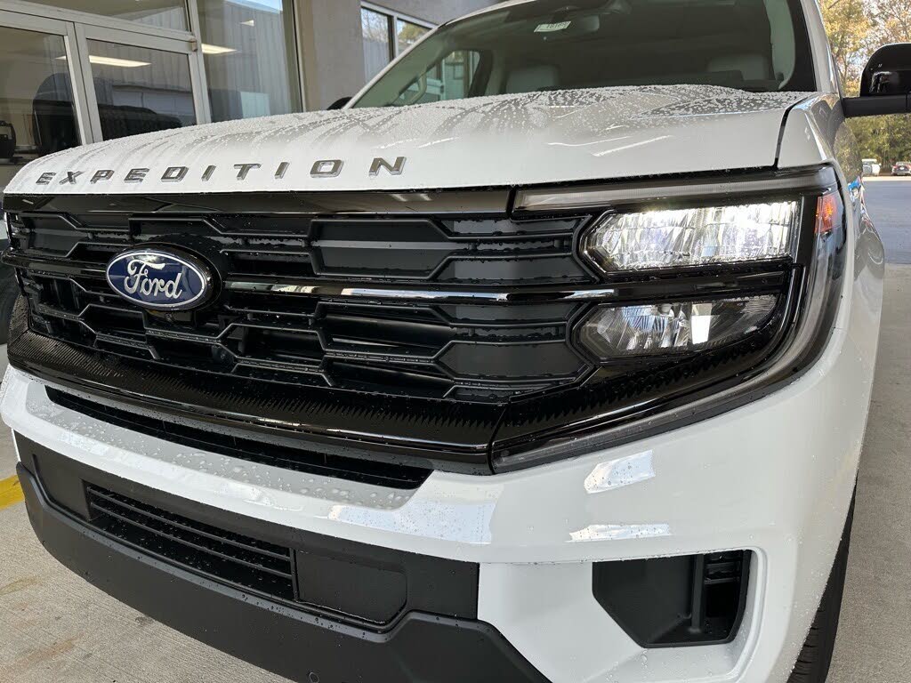 2025 Ford Expedition Active RWD