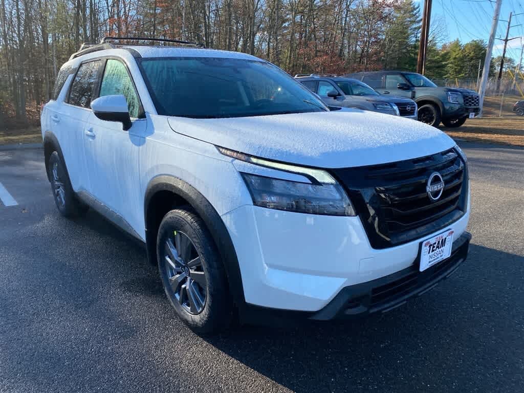 2025 Nissan Pathfinder SV 4WD