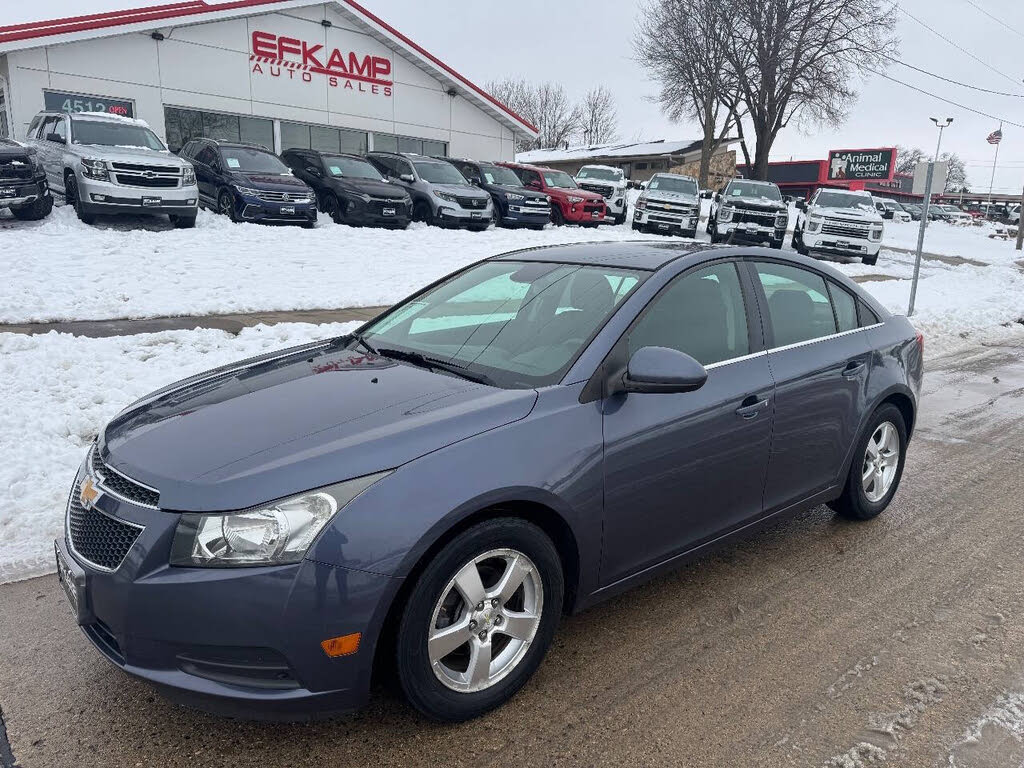 2013 Chevrolet Cruze 1LT Sedan FWD