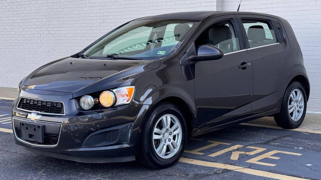 2013 Chevrolet Sonic LT Hatchback FWD