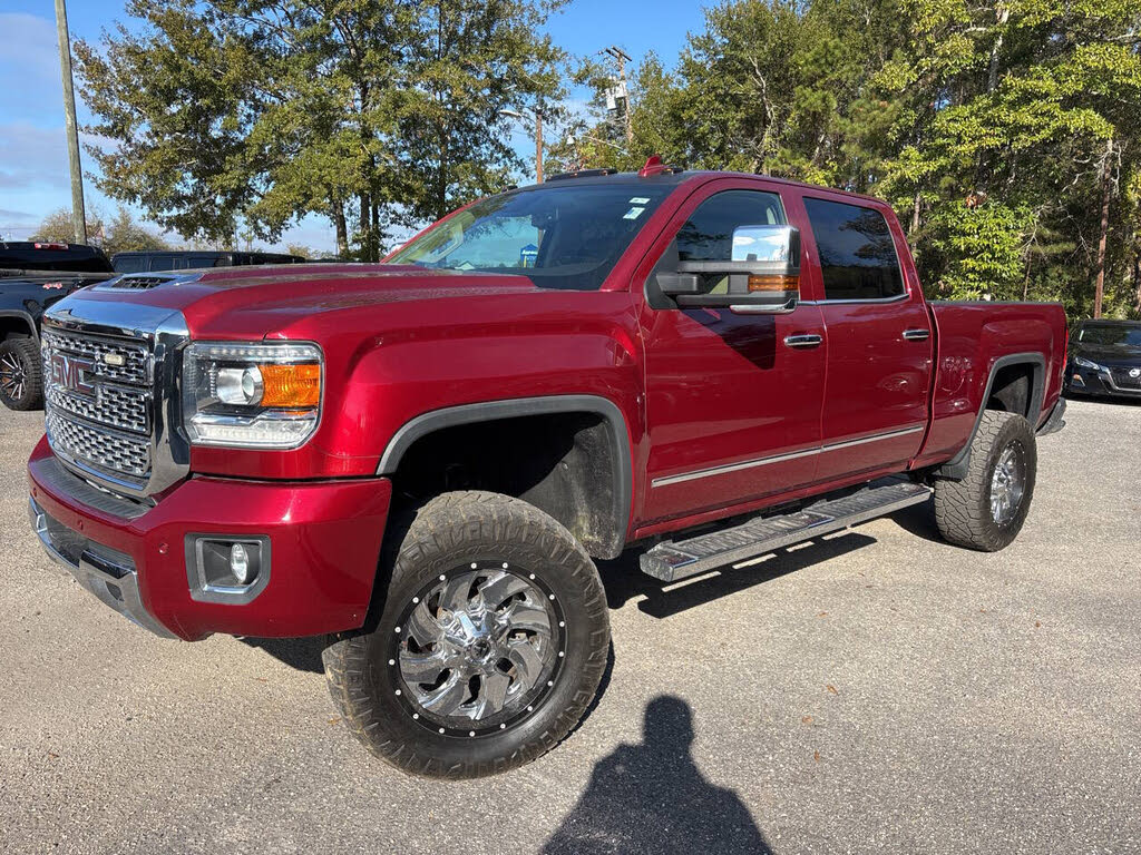 2019 GMC Sierra 2500HD Denali Crew Cab 4WD