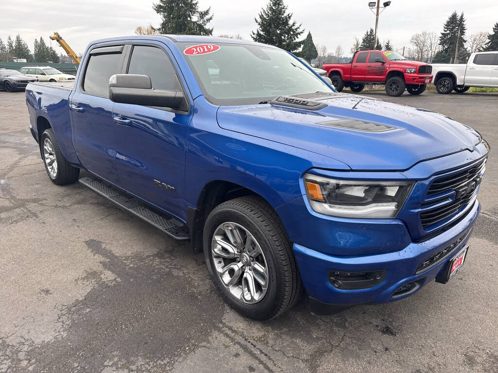 2019 RAM 1500 Sport Crew Cab 4WD