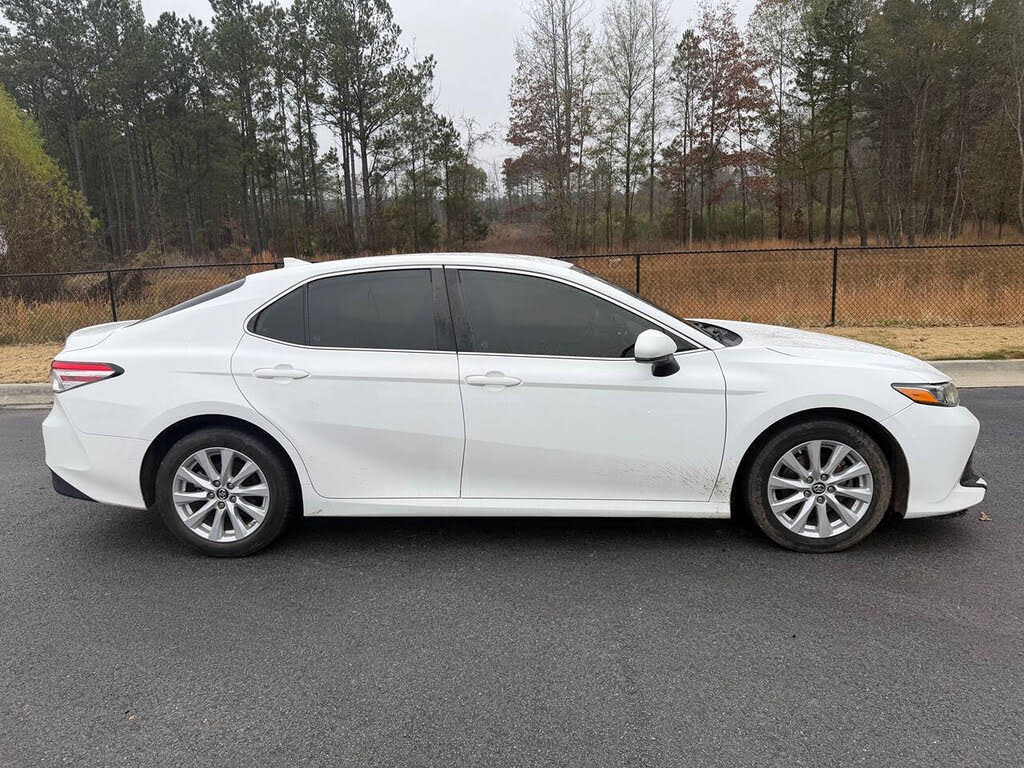 2019 Toyota Camry LE FWD