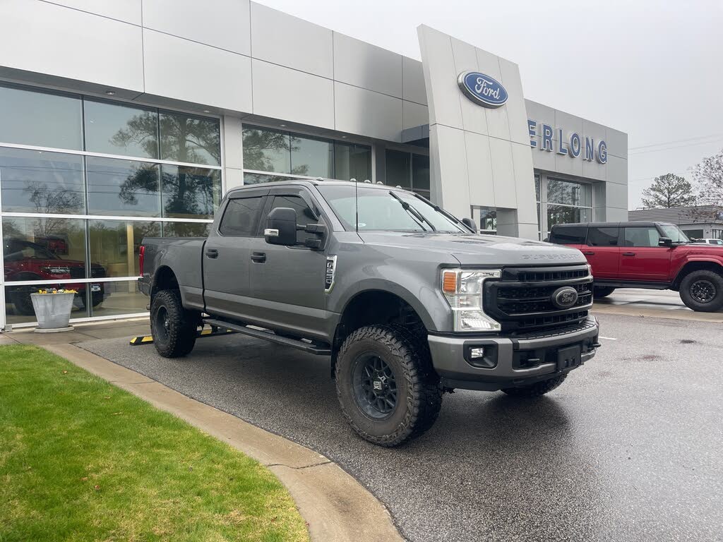 2022 Ford F-250 Super Duty XLT Crew Cab 4WD