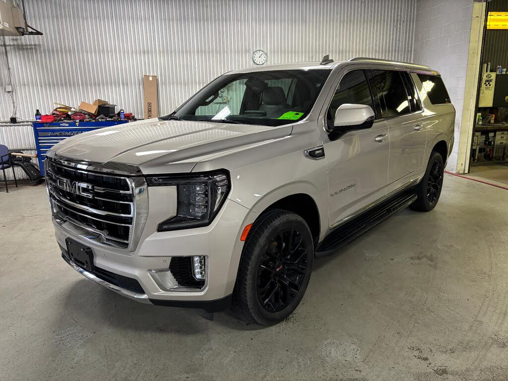 2022 GMC Yukon XL SLT 4WD