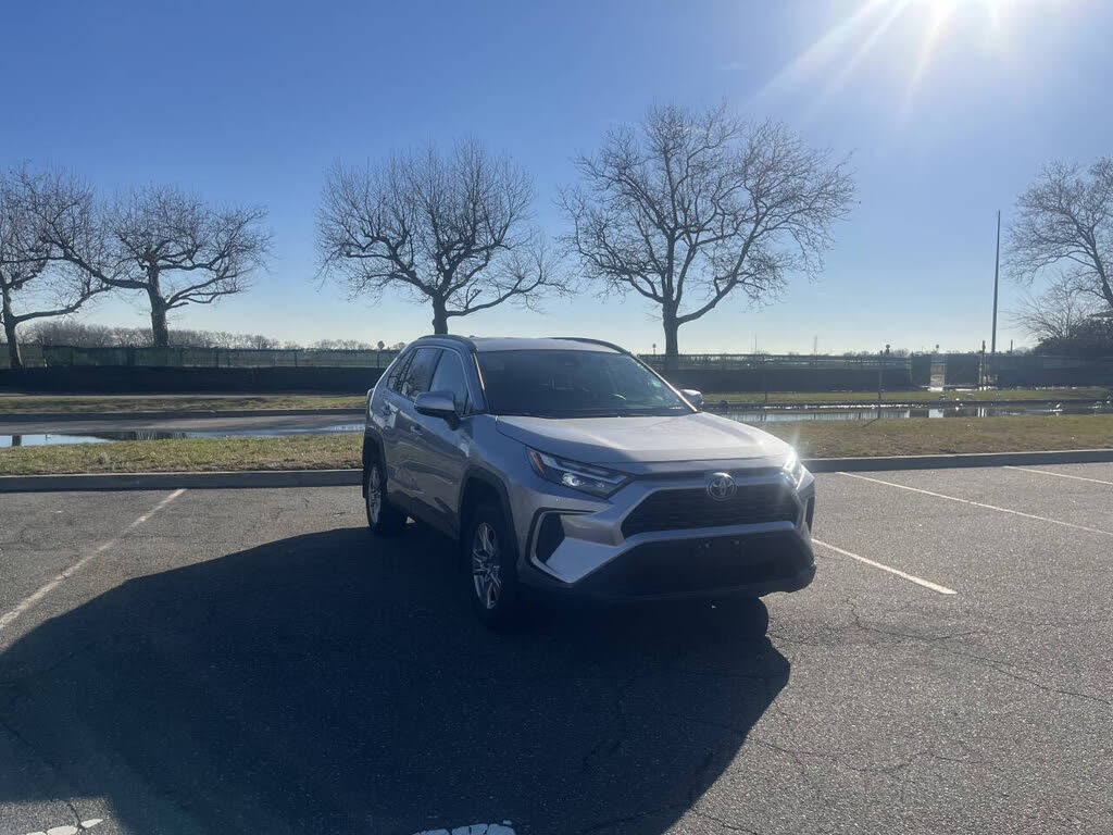2023 Toyota RAV4 XLE AWD