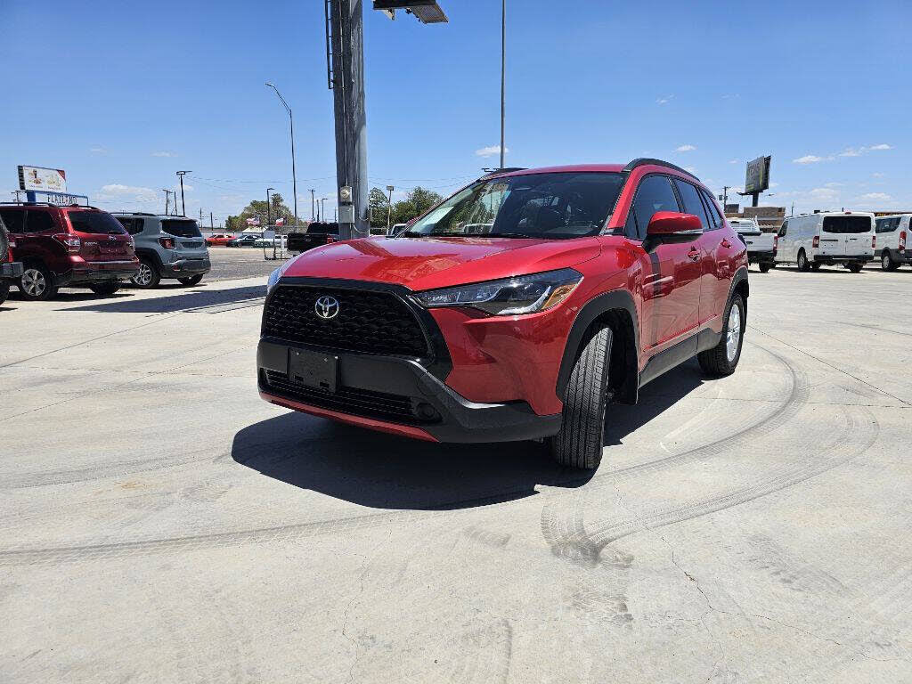 2024 Toyota Corolla Cross LE AWD