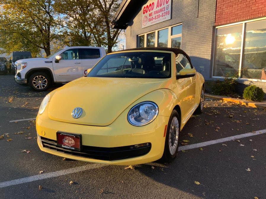 2013 Volkswagen Beetle 2.5L 50s Edition Convertible