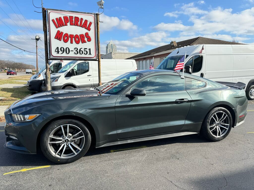 2016 Ford Mustang EcoBoost Premium Coupe RWD
