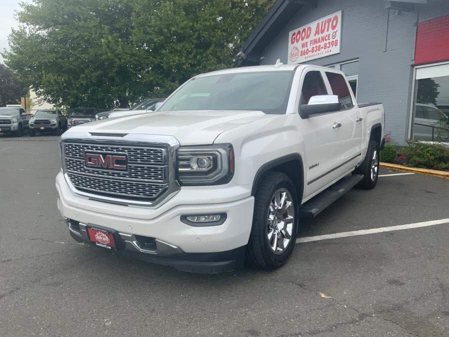 2017 GMC Sierra 1500 Denali Crew Cab 4WD