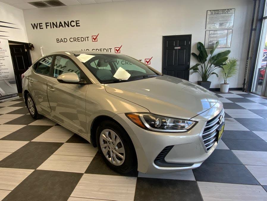 2017 Hyundai Elantra SE FWD