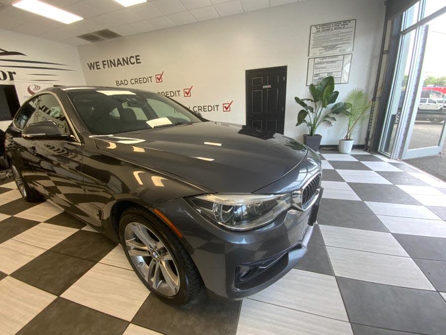 2018 BMW 3 Series Gran Turismo 330i xDrive AWD