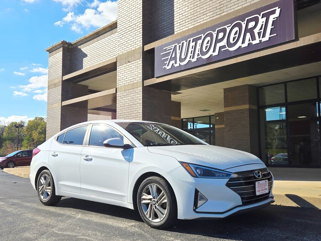 2019 Hyundai Elantra SEL FWD