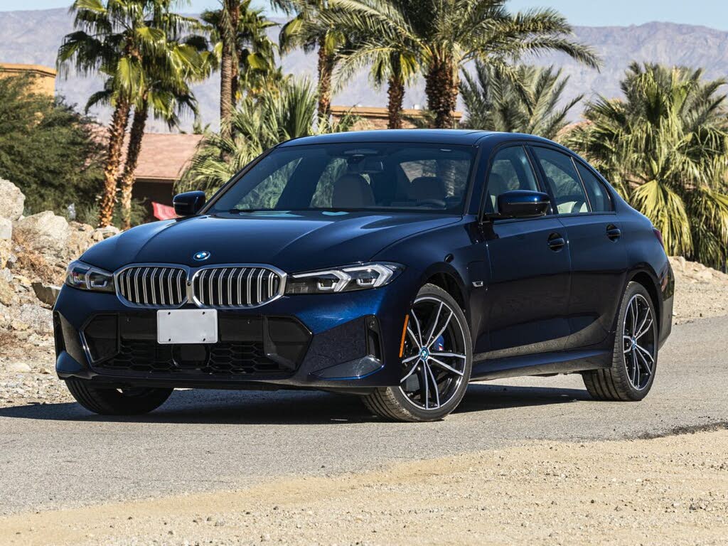2023 BMW 3 Series 330e Hybrid Plug-in RWD