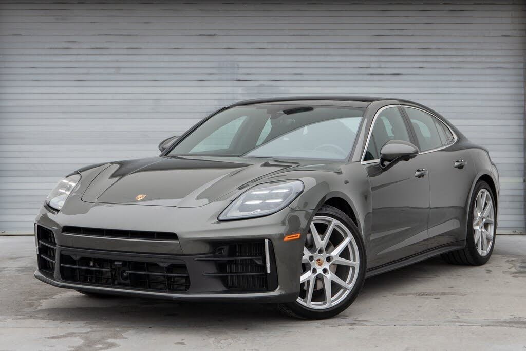 2024 Porsche Panamera 4 AWD