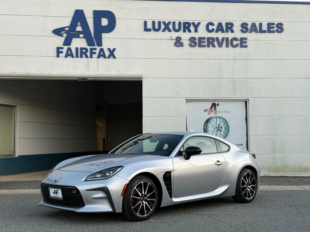 2024 Toyota GR86 RWD